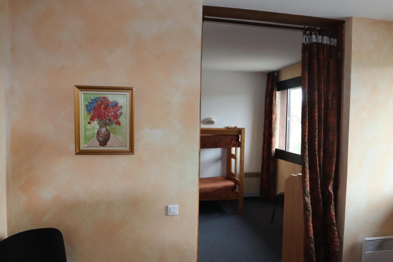 Hotel Saint Jean Montclar  Exterior photo